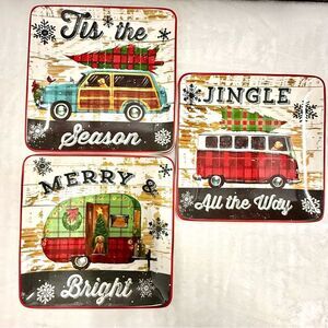 Festive Holiday Plate Set with Vintage Car Designs